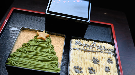重箱に入ったクリスマスケーキ